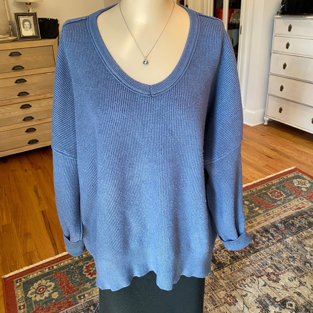 Amazon Slate‎ Blue Sweater - Size L